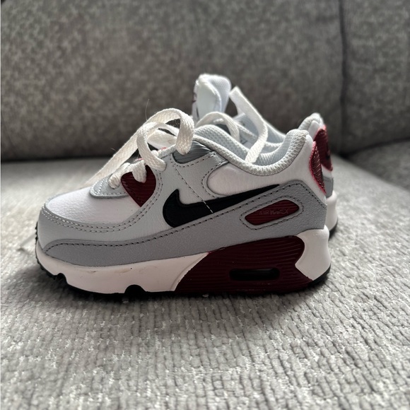 Nike Kids Air Max White and Red Sneakers - Picture 1 of 7